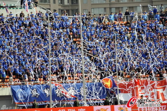 毅腾球迷（资料图）