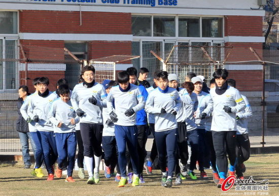 阿尔滨集结冬训