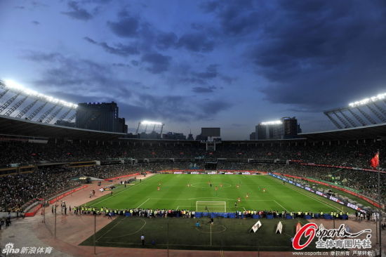 2014赛季，5万多名球迷来到现场观看国安与恒大之战