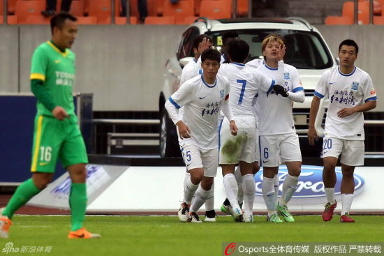 富力客场击败绿城