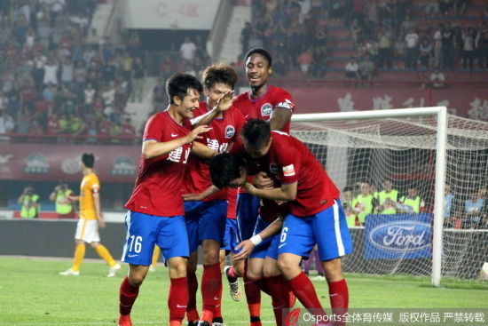 建业主场击败舜天