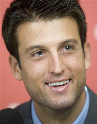 图文-贾森-卡波诺加盟多伦多猛龙 俊朗外表下的深沉