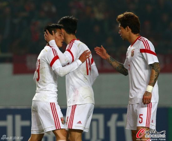 武磊为国足打进一球