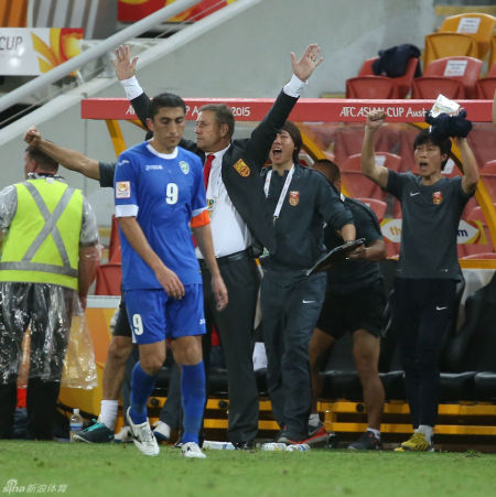 佩兰比赛中庆祝进球