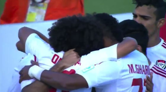 阿联酋队庆祝进球