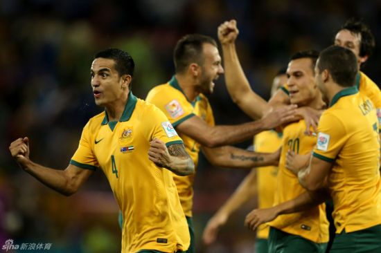 澳大利亚球员庆祝进球
