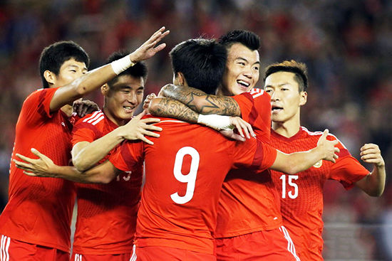 国足向世预赛种子队发起冲击