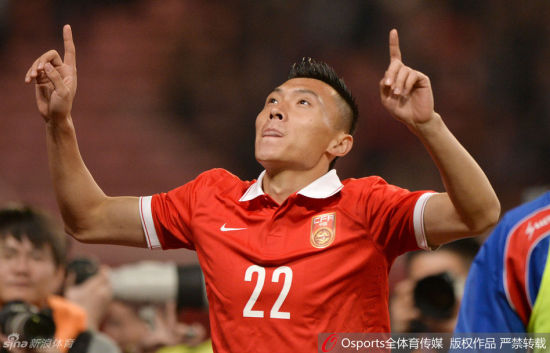 佩兰换上于大宝扳平比分