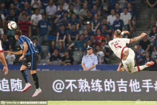 梅克斯石破天惊的进球