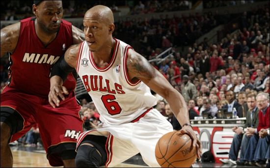 博甘斯加盟骑士