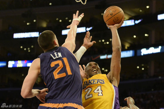 布泽尔：科比投篮让很多人都不敢想