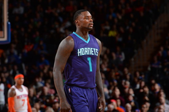 芬森的假摔新创意遭到了各界的吐槽