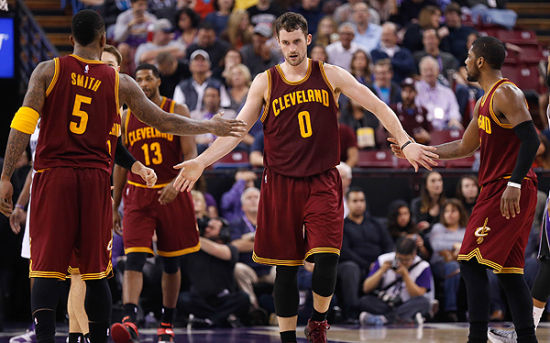 现在的勒夫，实在是有点儿尴尬