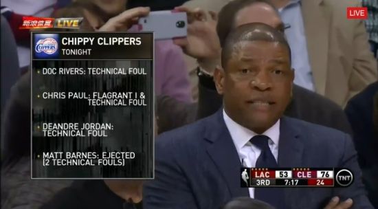 快船一场比赛吃到5次技术犯规、1次恶意犯规、巴恩斯被罚下