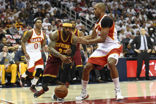 詹姆斯表现低迷