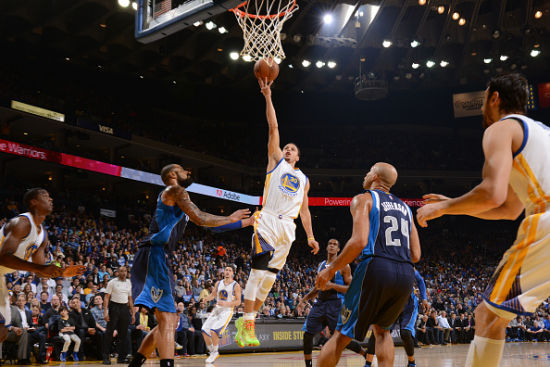 勇士和小牛是掌握最多武器的两支球队