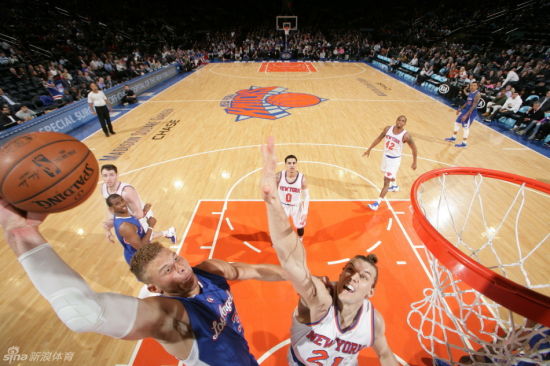 快船狂胜尼克斯