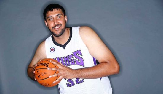 国王正式签下了布拉