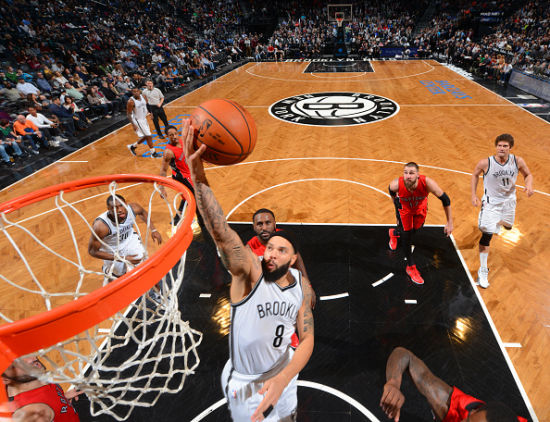 31分11助攻！德隆找回节奏