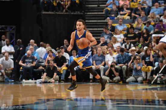 库里逆天准一战率勇士进西决