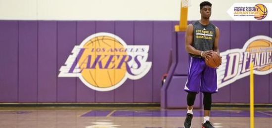 穆迪埃在湖人试训