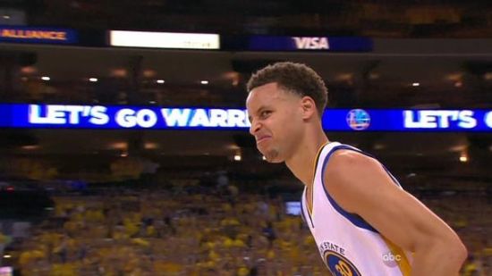 库里霸气的眼神