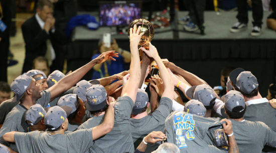 勇士夺冠靠运气？别逗了！