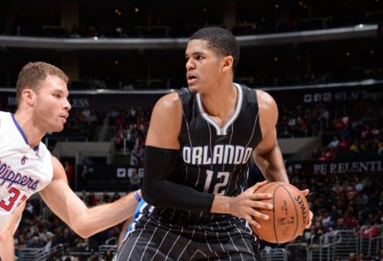 魔术成功留住哈里斯