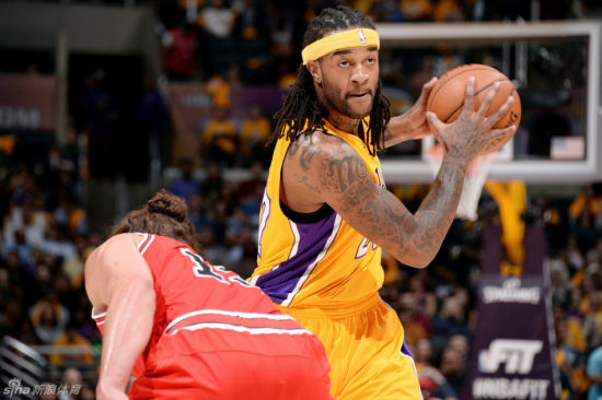 犀利哥转投步行者