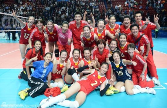 中国女排好样的！