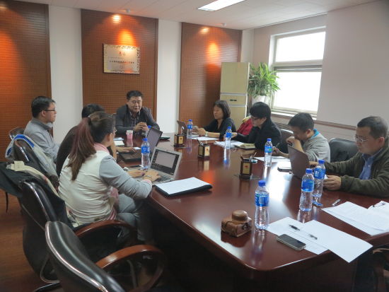 国家体育总局体育器材装备中心体育标准部主任侯力波接受采访