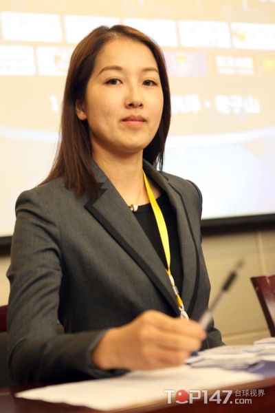 久违了美女裁判 诸瑛婚后首度亮相盼执裁更多比赛_手机新浪网