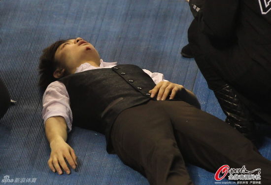 当日闫涵受伤后