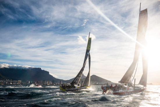 尔沃环球帆船赛