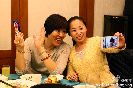 李琰与郎平(资料图)