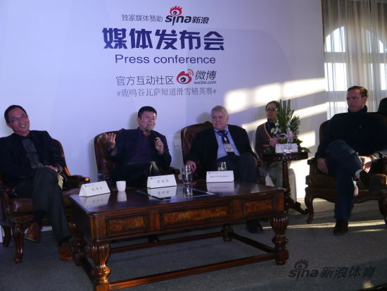 张幼才、曹国伟畅谈