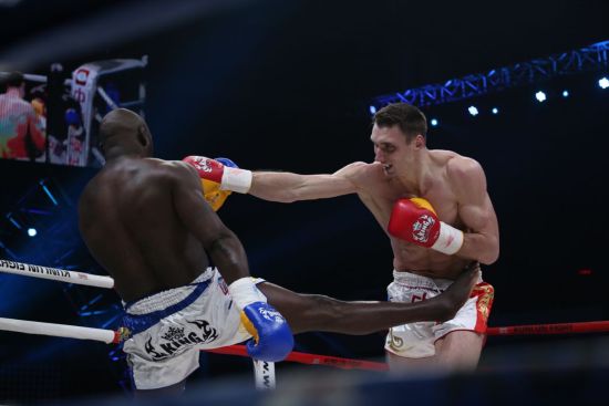 昆仑决广州站成就经典