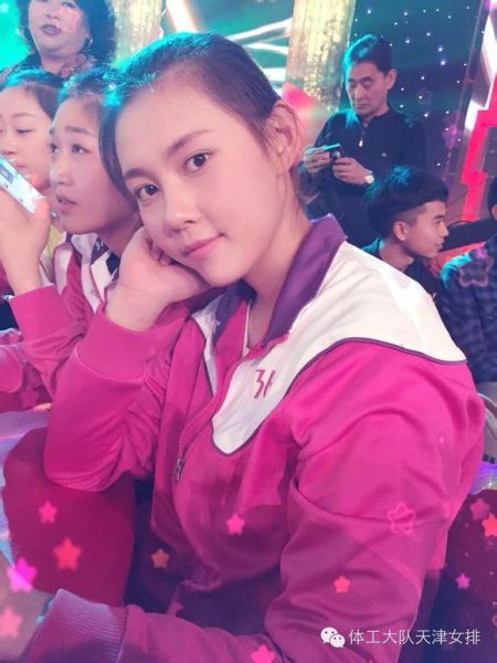 天津女排副攻王佳敏