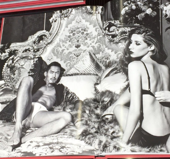 林丹大尺度性感写真