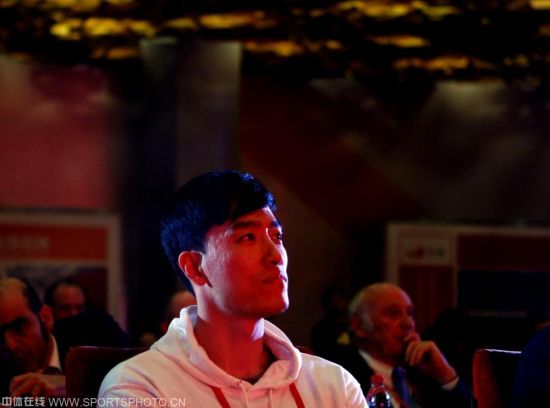刘翔出席北京田径世锦赛开票仪式