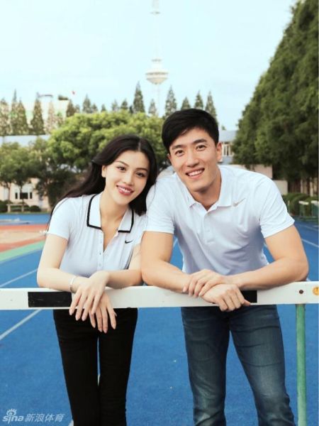 刘翔夫妇合影