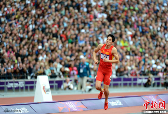 伦敦奥运会独腿跳完全程