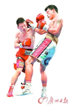 佩塔科林与马一鸣（左）在比赛中。