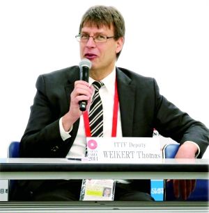 新任世界乒联主席维克特