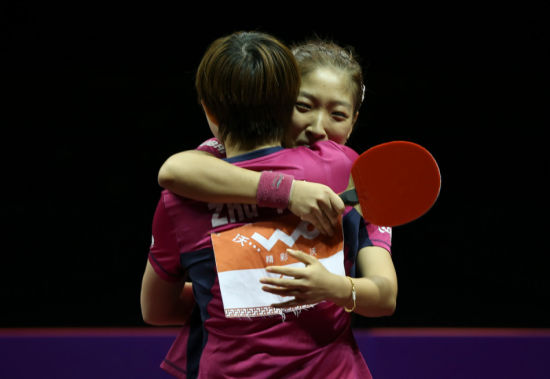 刘诗雯收获女双冠军