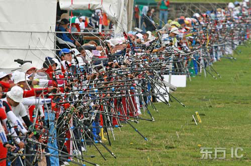 图文射箭世锦赛9日赛况参赛选手们准备万箭齐发
