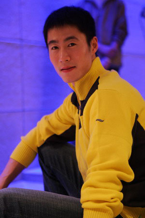 图文独家奉献王励勤最新写真运动服饰显运动本色