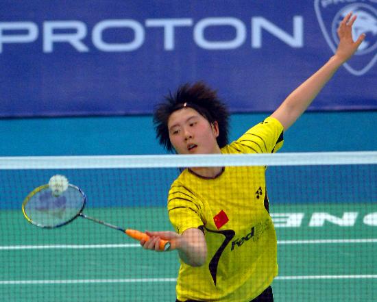 图文羽毛球世锦赛卢兰晋级四强卢兰巧妙回球