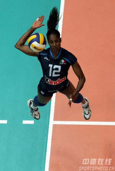 图文-[总决赛]意大利3比1俄罗斯 阿奎罗来势汹汹