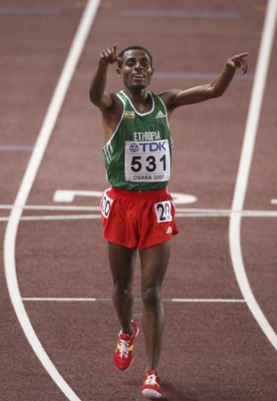 图文-田径世锦赛男子万米决赛 长跑之王收获三连冠